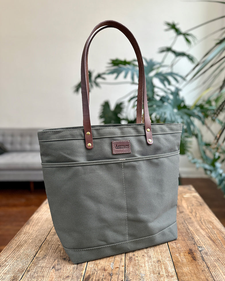 Zipper Tote